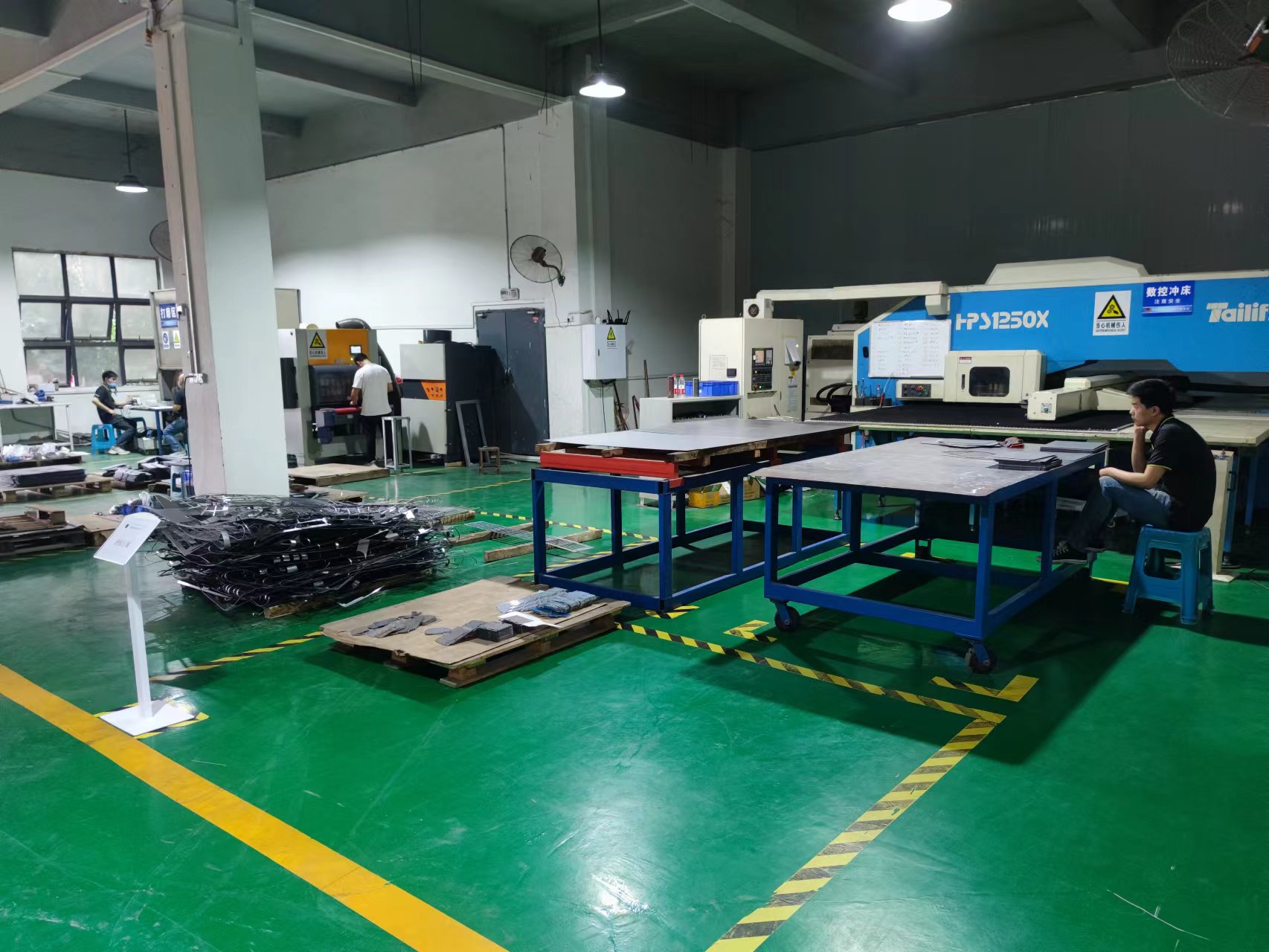 精密鈑金車間整理,整頓,全面推行7S標準化建設